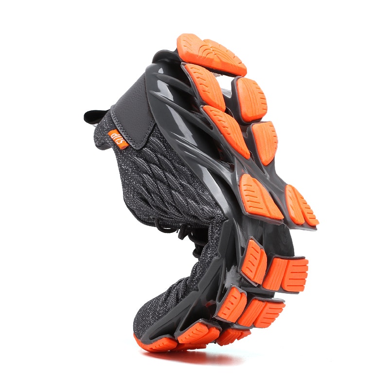 Men's Four Seasons Lace-up Lightweight Flying Woven Sports Shoes
