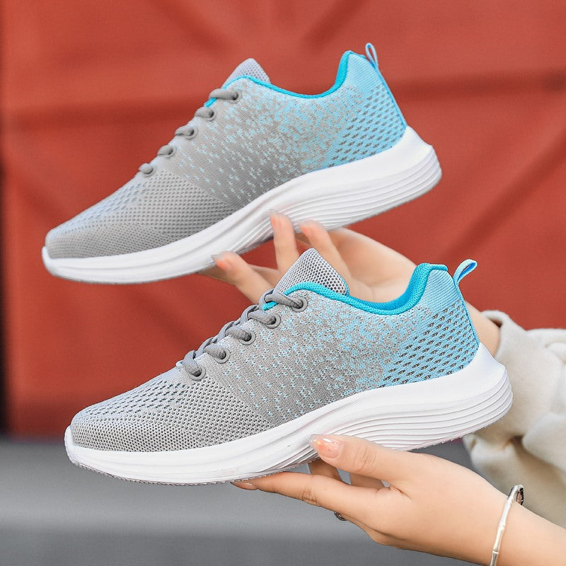 Casual light sports shoes