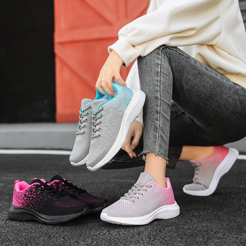 Casual light sports shoes